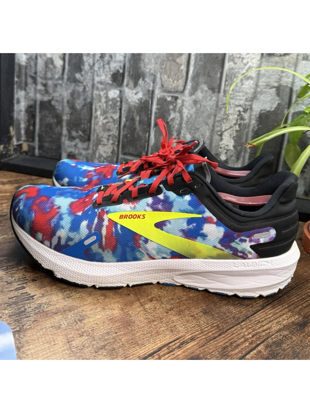 Brooks Launch 9 Rock N Roll Marathon Blue/Red Tie Dye Low Top Lace-Up Sneaker